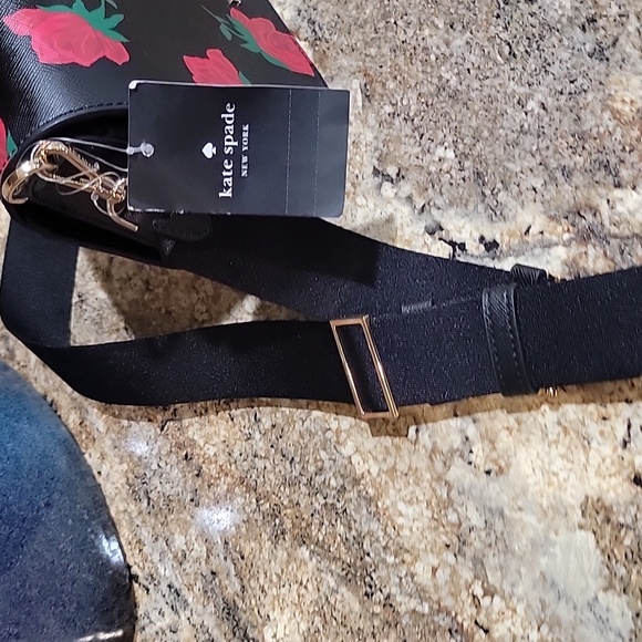 Kate Spade NWT Madison Rose Toss Printed Saddle Bag Crossbody - Picture 7 of 9